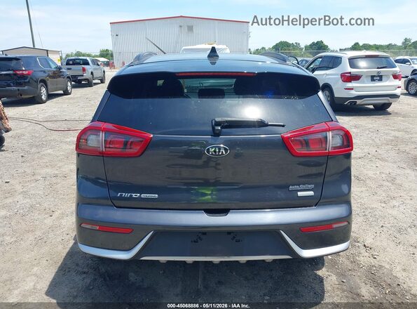 KNDCC3LC6J5135080 2018 KIA NIRO Gray 