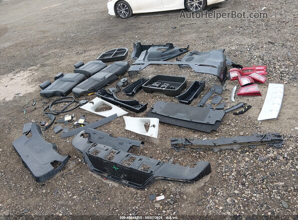 KNDCC3LC6J5160612 2018 KIA NIRO Gray 