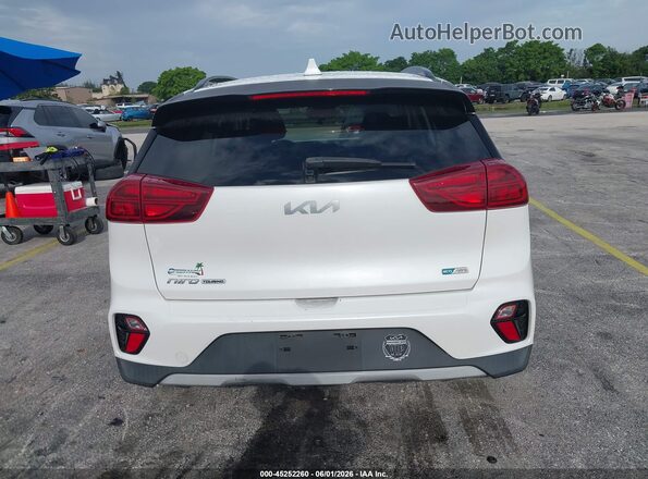 KNDCC3LC7N5516832 2022 KIA NIRO Белый 