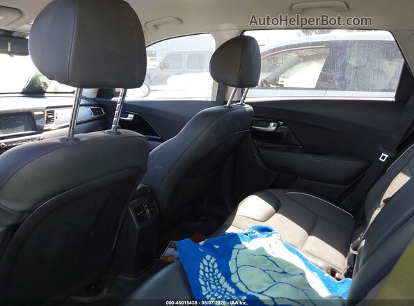 KNDCC3LG3K5020294 2019 KIA NIRO EV Silver 