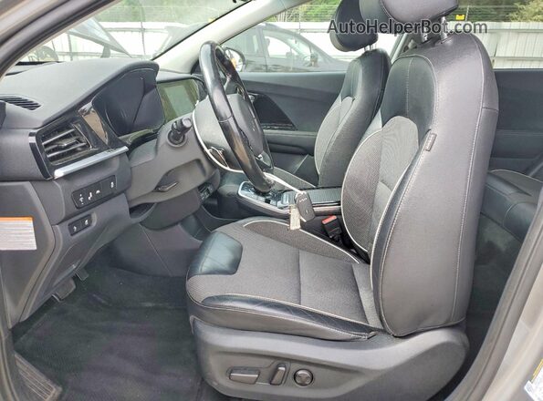 KNDCC3LG3N5161175 2022 KIA NIRO Gray 
