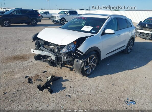 KNDCE3LC9K5216263 2019 KIA NIRO White 