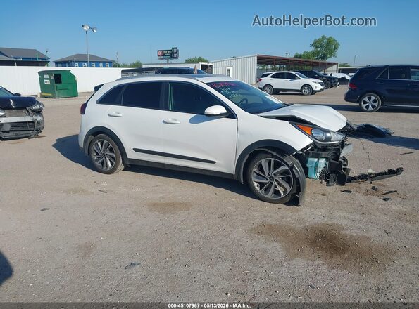 KNDCE3LC9K5216263 2019 KIA NIRO White 