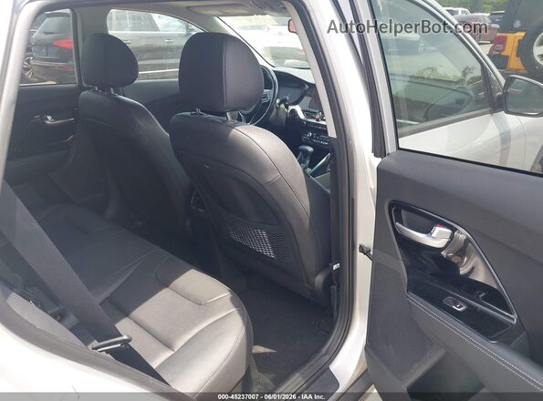 KNDCE3LC9M5482773 2021 KIA NIRO Silver 