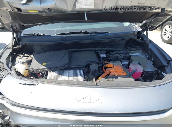 KNDCP3LE1S5216236 2025 KIA NIRO Gray Вид ззаду