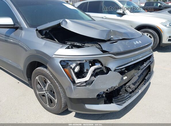 KNDCP3LE1S5216236 2025 KIA NIRO Gray Вид спереду