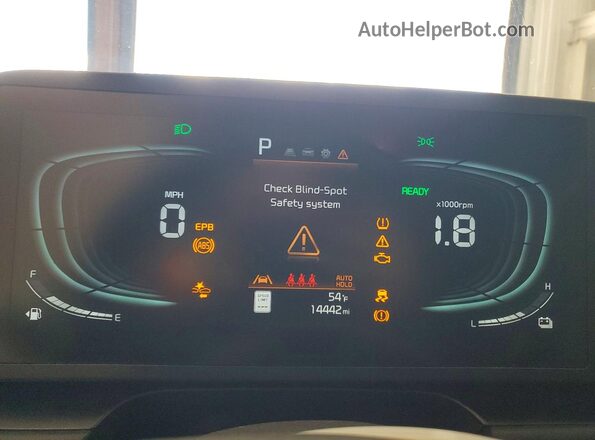 KNDCP3LE4T5316199 2026 KIA NIRO Серый Вид щитка приборов