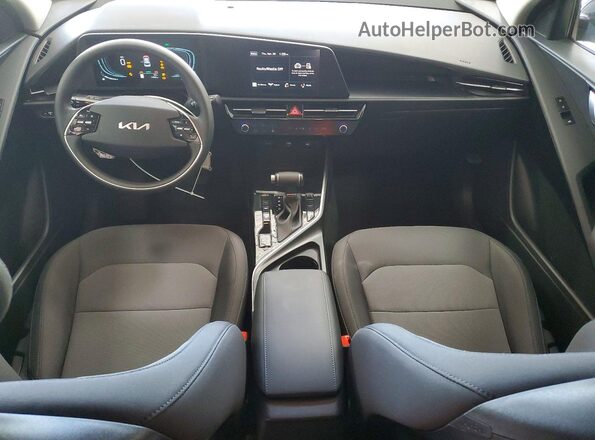 KNDCP3LE4T5316199 2026 KIA NIRO Серый Вид панели приборов