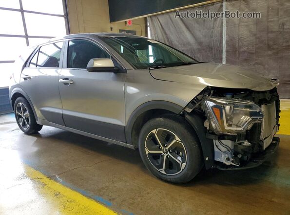 KNDCP3LEXT5320371 2026 KIA NIRO Gray Delantero derecho