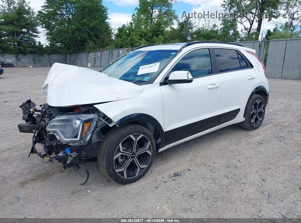 KNDCR3LE2R5145195 2024 KIA NIRO White Vista tres cuartos delantera izquierda