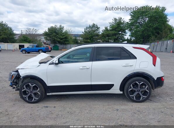 KNDCR3LE2R5145195 2024 KIA NIRO White Vista interior de 360 grados