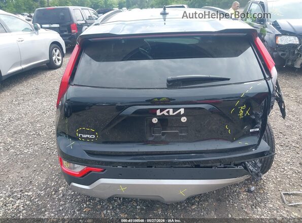 KNDCR3LE3P5077776 2023 KIA NIRO Black 