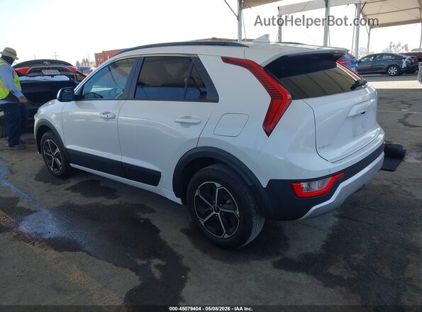 KNDCR3LEXP5080223 2023 KIA NIRO White 