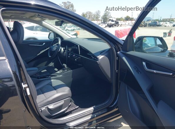KNDCT3LE5P5049804 2023 KIA NIRO Black 