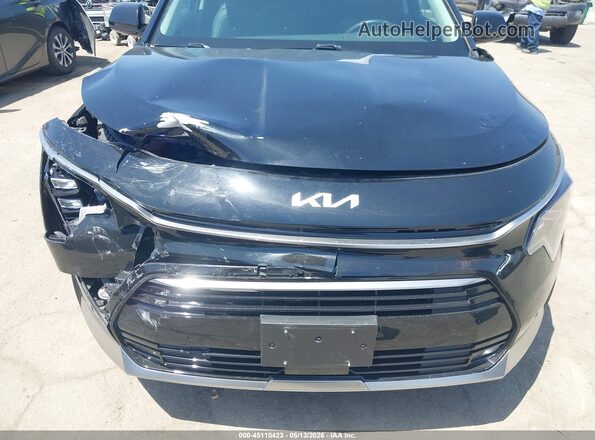 KNDCT3LE5P5049804 2023 KIA NIRO Black 