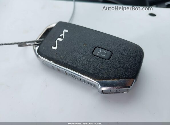 KNDCT3LE8P5059095 2023 KIA NIRO Gray Вид панелі приладів