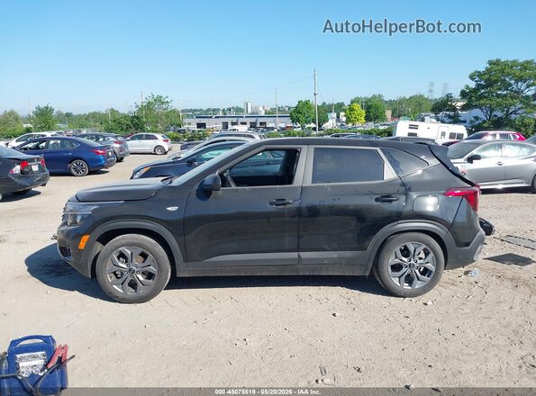 KNDEP2AA9T7833408 2026 KIA SELTOS Черный Панорамный вид салона 360°