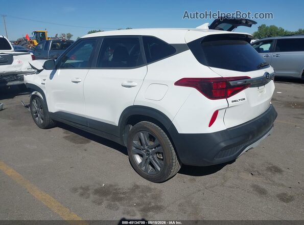 KNDEPCAA0M7144543 2021 KIA SELTOS White Trasero izquierdo