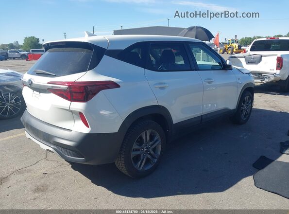 KNDEPCAA0M7144543 2021 KIA SELTOS White Trasero derecho