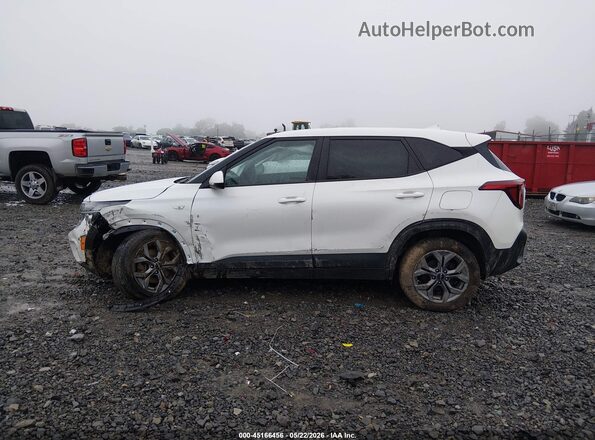 KNDEPCAA0R7620295 2024 KIA SELTOS White 