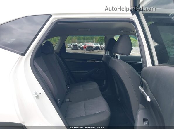 KNDEPCAA2R7644761 2024 KIA SELTOS White Vista de la etiqueta del VIN