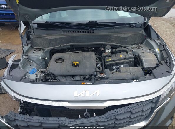 KNDEPCAA3P7408259 2023 KIA SELTOS Gray Widok z tyłu