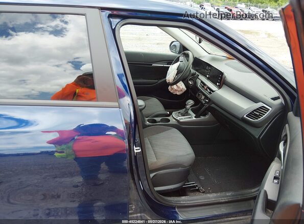 KNDEPCAA4S7716663 2025 KIA SELTOS Blue Front interior view
