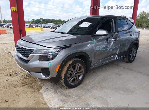 KNDEPCAA9P7450239 2023 KIA SELTOS Gray Vista tres cuartos delantera izquierda