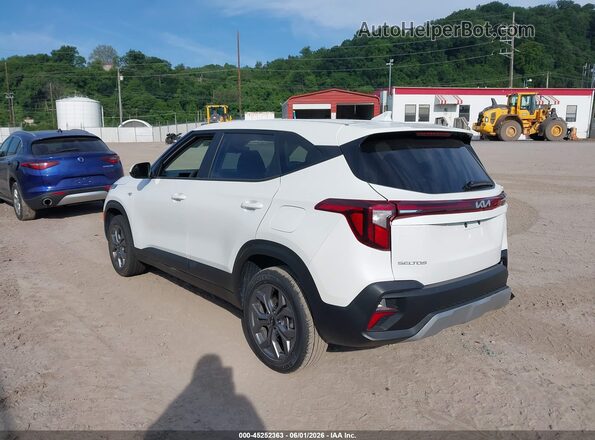 KNDEPCAAXR7638724 2024 KIA SELTOS White Rear left
