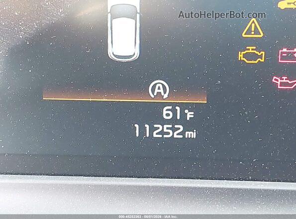 KNDEPCAAXR7638724 2024 KIA SELTOS White 