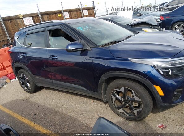 KNDER2AA4R7500827 2024 KIA SELTOS Blue Widok wnętrza 360 stopni