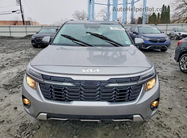 KNDERCAA8S7750485 2025 KIA SELTOS Silver 