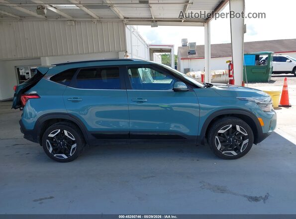 KNDETCA76S7681334 2025 KIA SELTOS Blue Սալոնի 360 աստիճան տեսք