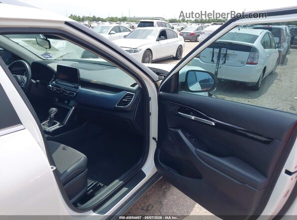 KNDEU2AA4P7396366 2023 KIA SELTOS White Vista interior delantera