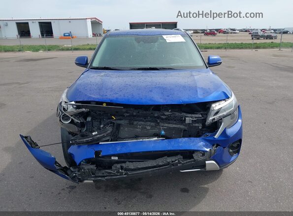 KNDEUCAA7S7681593 2025 KIA SELTOS Синий Вид задней части салона