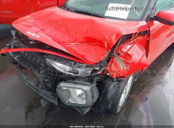 KNDJ23AU3N7162754 2022 KIA SOUL Red Widok z przodu