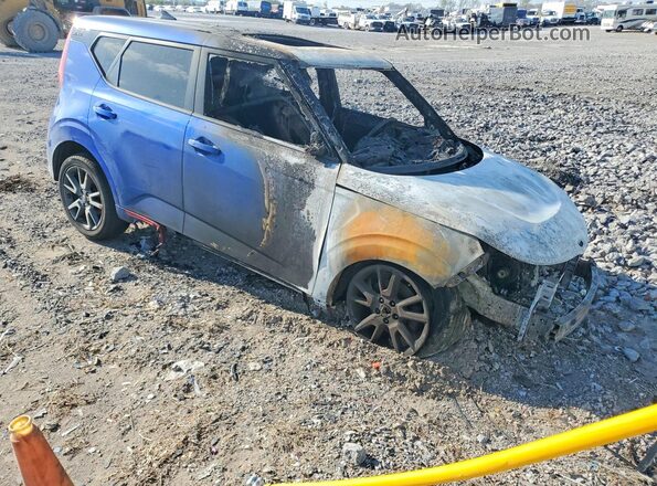 KNDJ53AF8L7059027 2020 KIA SOUL Blue Delantero derecho
