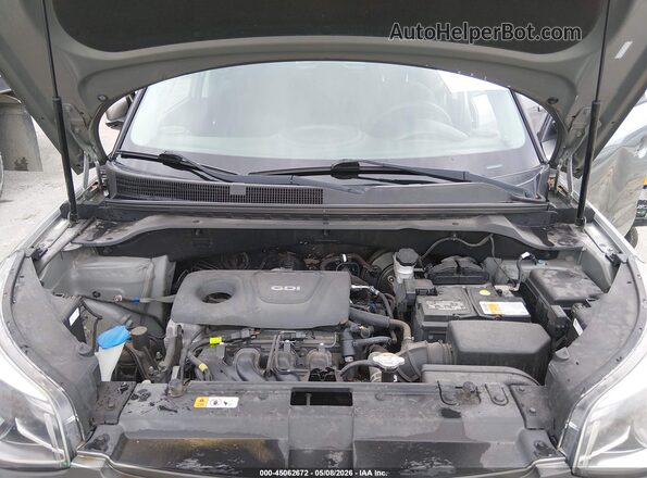KNDJN2A29H7460925 2017 KIA SOUL Серый Вид сзади