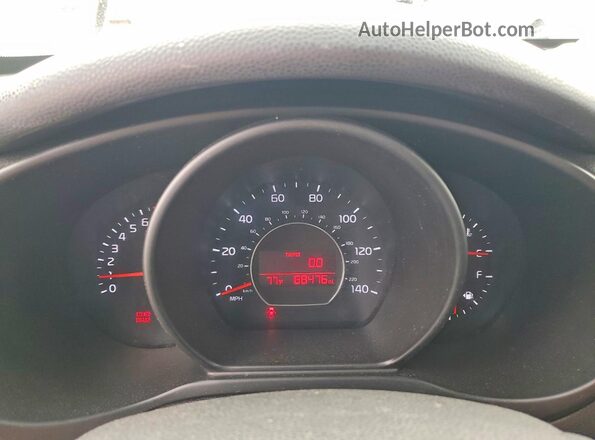 KNDJN2A2XG7313625 2016 KIA SOUL Black 