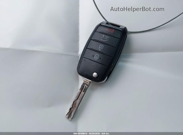 KNDJN2A2XG7344101 2016 KIA SOUL White წინა პანელის ხედი