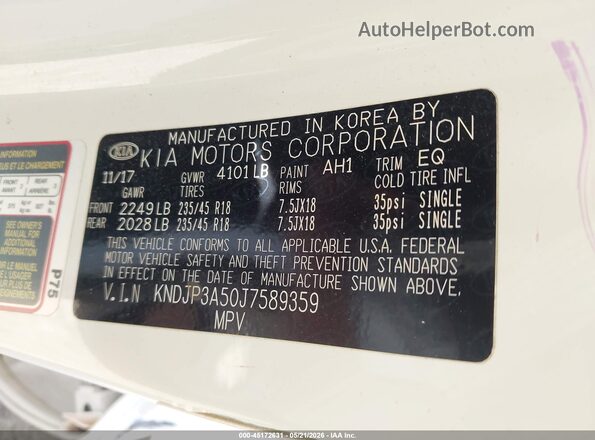 KNDJP3A50J7589359 2018 KIA SOUL White Engine compartment view
