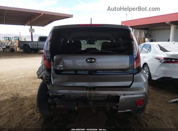KNDJP3A53J7554752 2018 KIA SOUL Gray 
