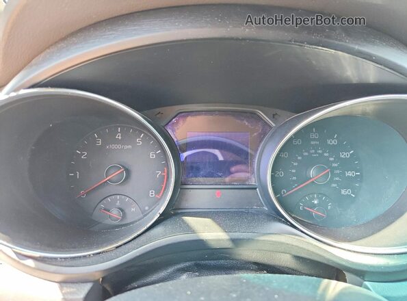 KNDMB5C11H6267427 2017 KIA SEDONA Burgundy Սարքավորումների վահանակի տեսք