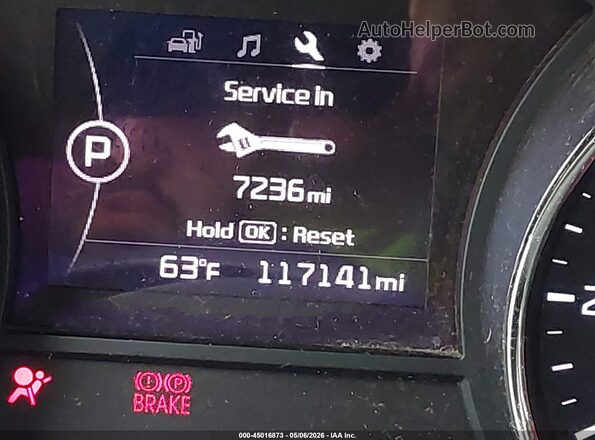 KNDMB5C12H6266867 2017 KIA SEDONA Золотой 
