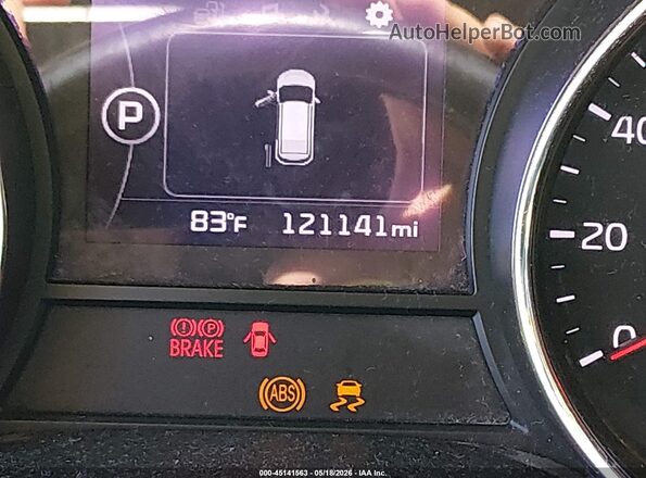 KNDMB5C12H6282311 2017 KIA SEDONA Белый 