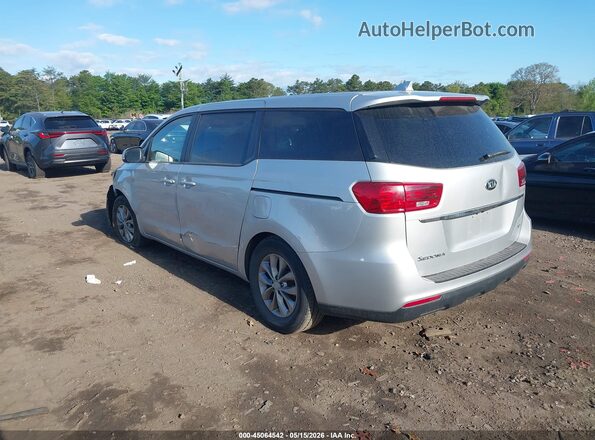 KNDMB5C13L6600641 2020 KIA SEDONA Silver Trasero izquierdo