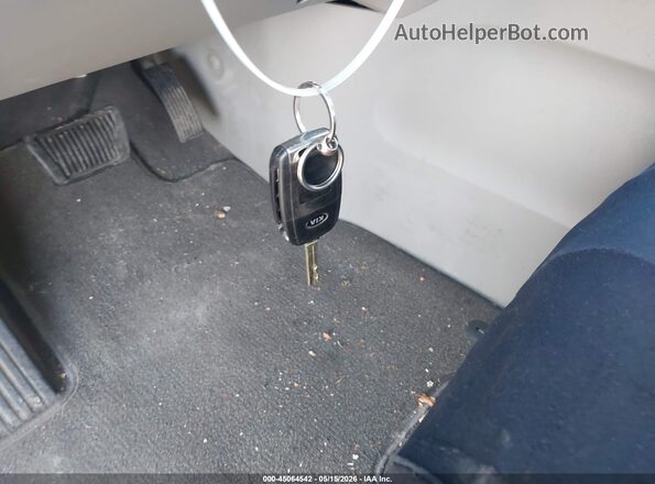 KNDMB5C13L6600641 2020 KIA SEDONA Silver Vista del salpicadero
