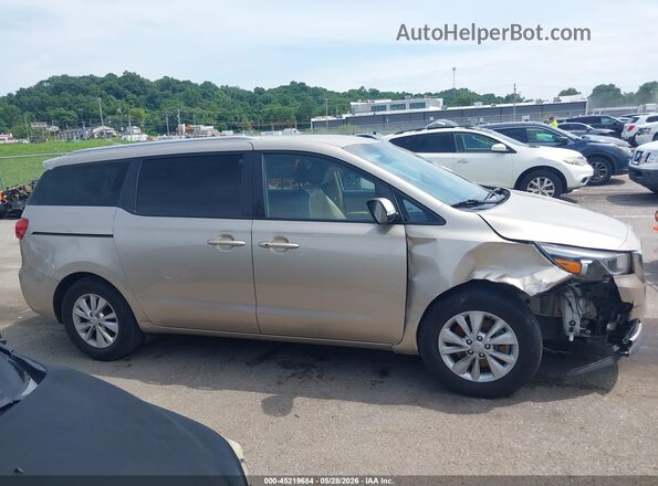 KNDMB5C14H6267468 2017 KIA SEDONA Beige უკანა სალონის ხედი