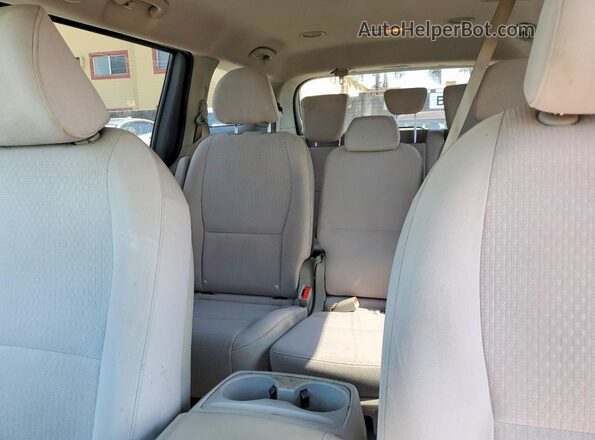 KNDMB5C15G6157236 2016 KIA SEDONA Black უკანა სავარძლების ხედი