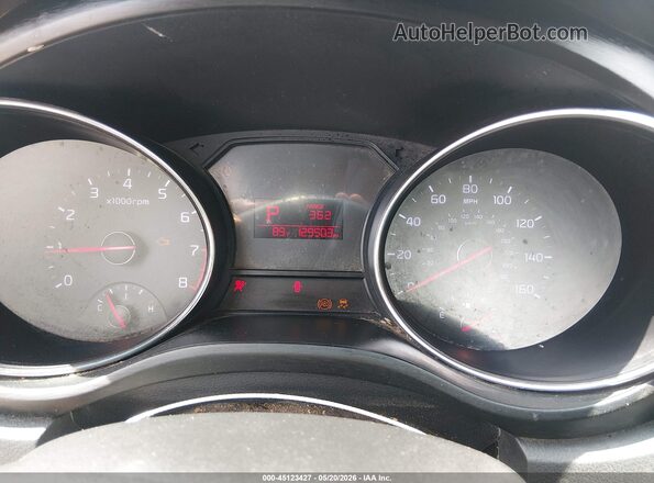 KNDMB5C16G6111026 2016 KIA SEDONA Gold Widok tylnych siedzeń